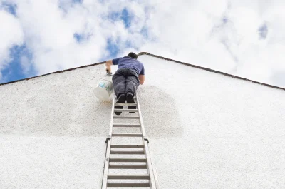 Peinture extérieure à Dom-le-Mesnil — façades et ravalement